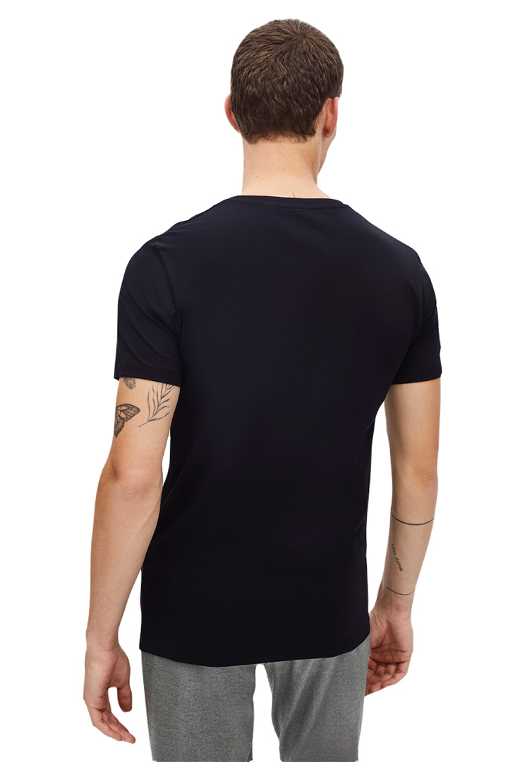 Picture of Neunir V - Neck Shirt - Noir