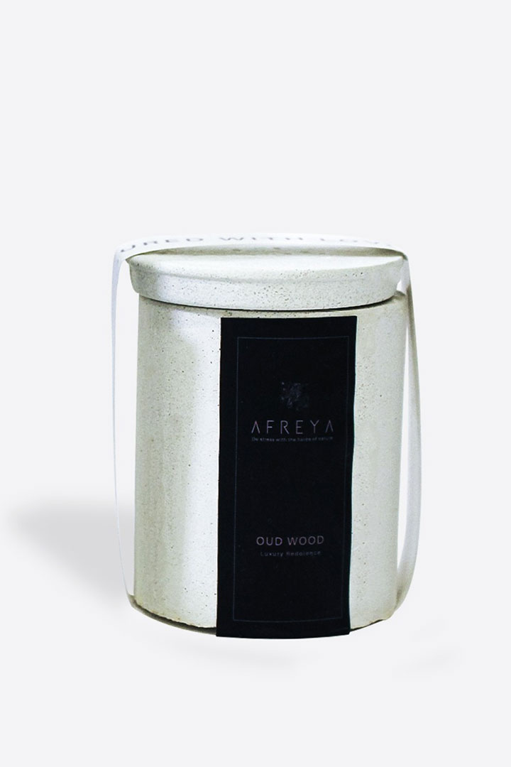 Picture of Oud Wood Mini Concrete Candle