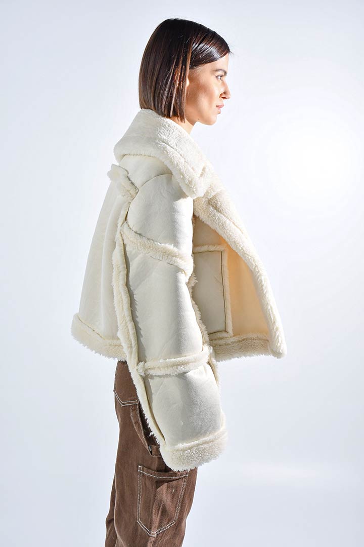 Picture of Faux Fur Collared Jacket-Creme