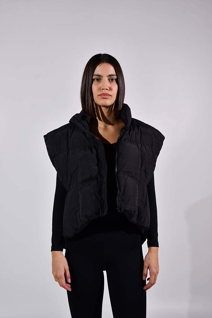 Picture of Amey Oversized Puffer Vest-Black