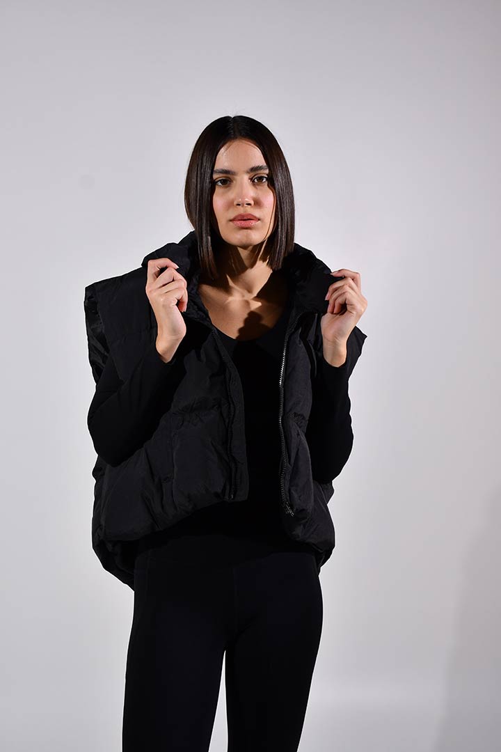 Picture of Amey Oversized Puffer Vest-Black