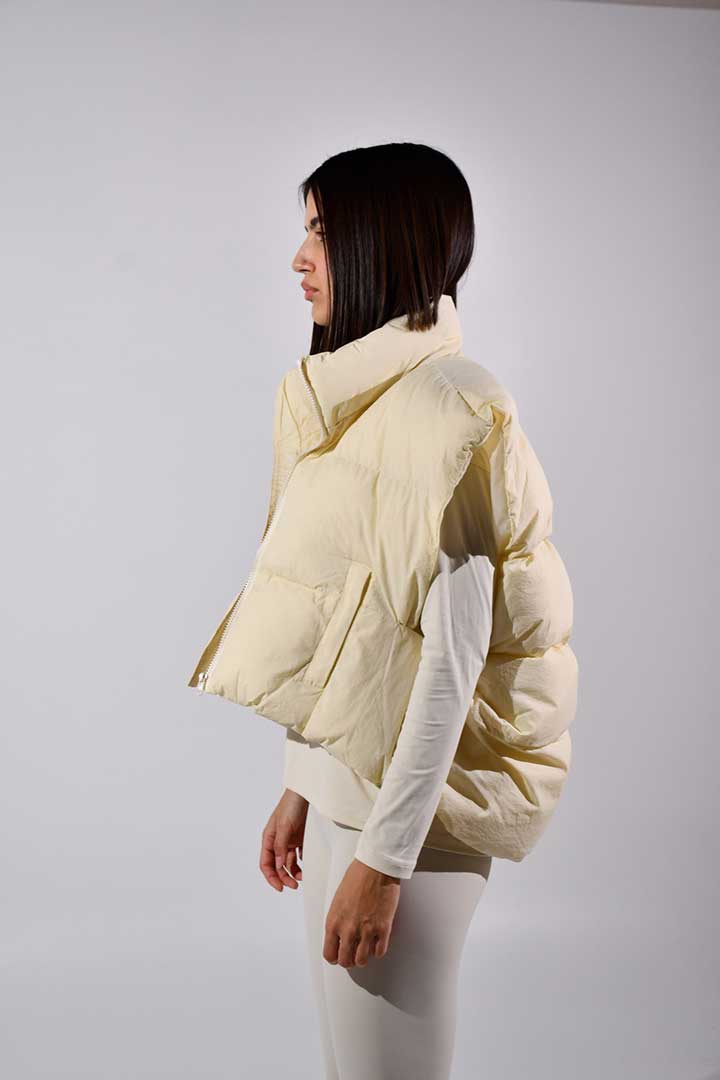 Picture of Amey Oversized Puffer Vest-White