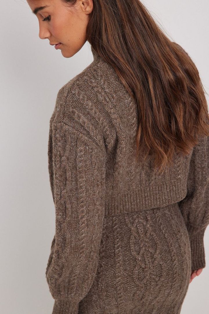 Picture of Cable Knitted Short Sweater-Brown