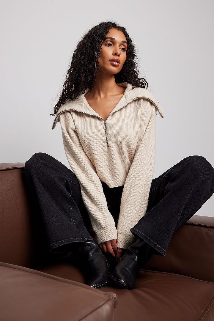 Picture of Cropped Zip Sweater