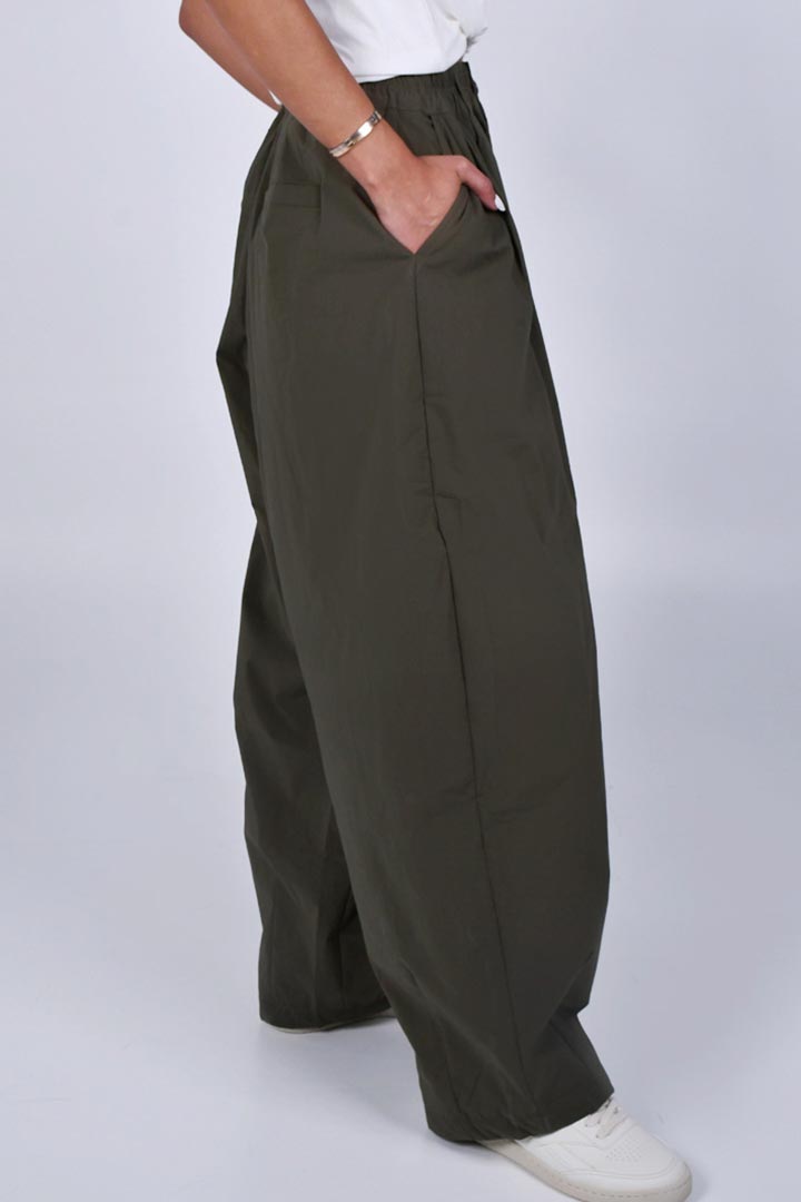 Picture of Wide Leg Parachute Trouser - Green