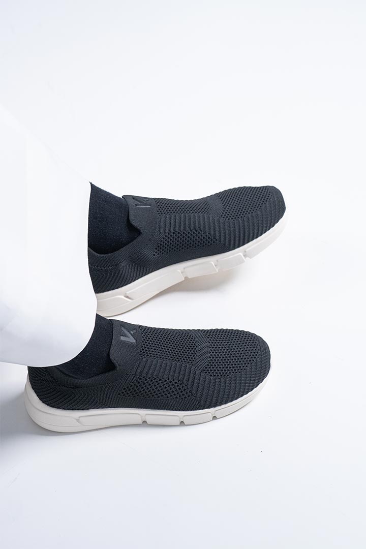 Picture of Slip On Black on White