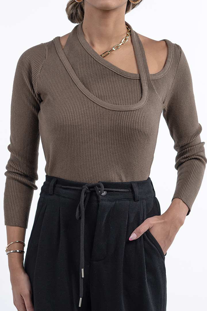 Picture of Fitted Knit Top - Coffee