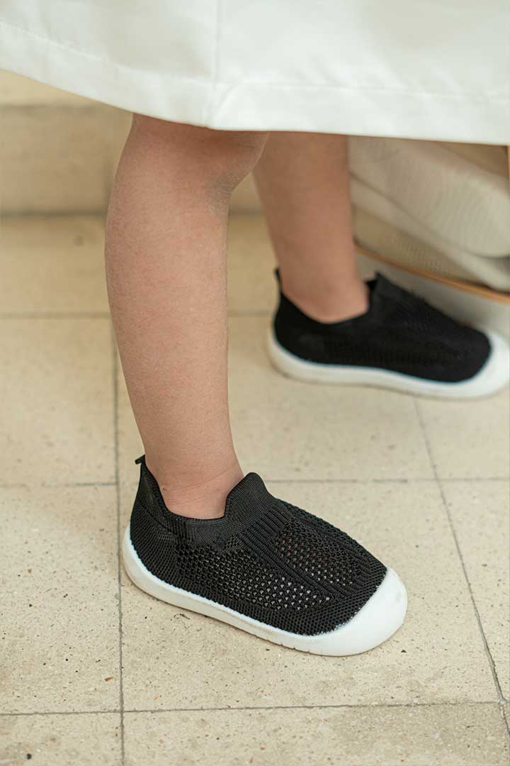 Picture of Baby Slip On Black 