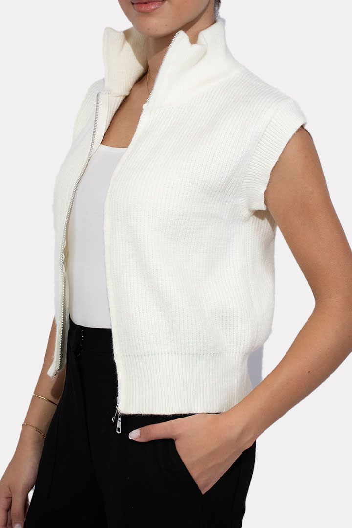 Picture of Two way Zipper Vest - Apricot