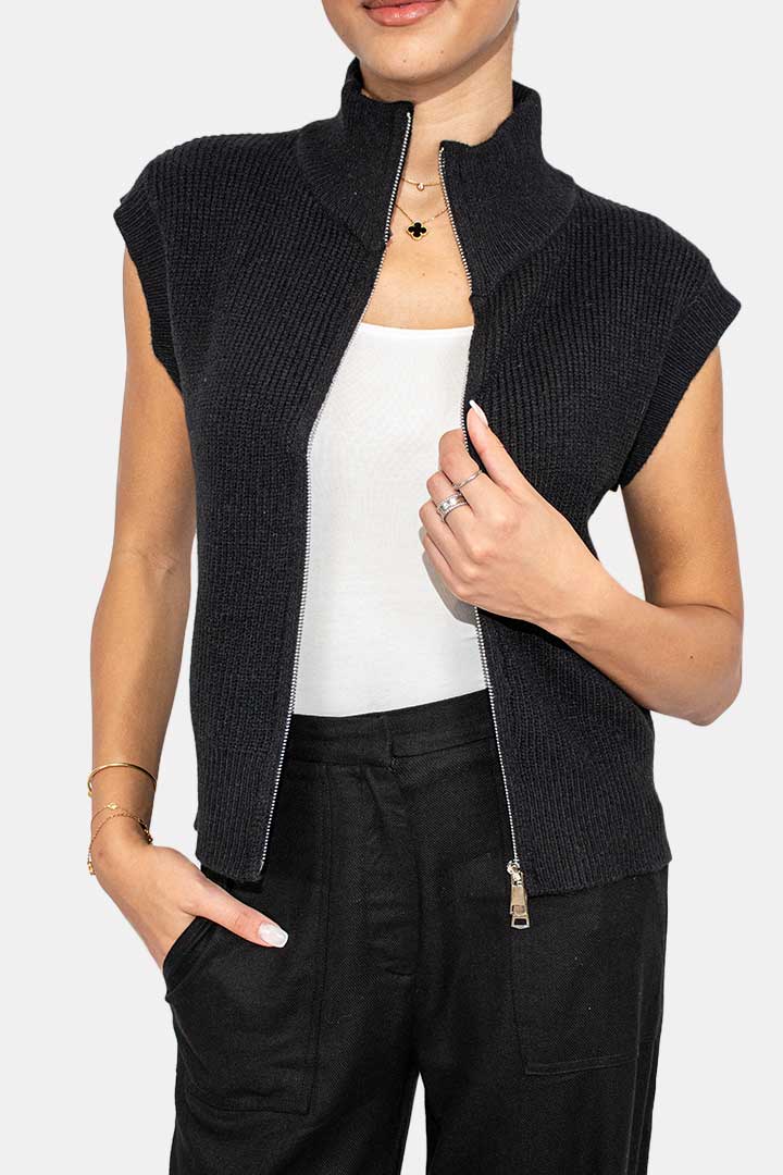 Picture of Two way Zipper Vest - Black