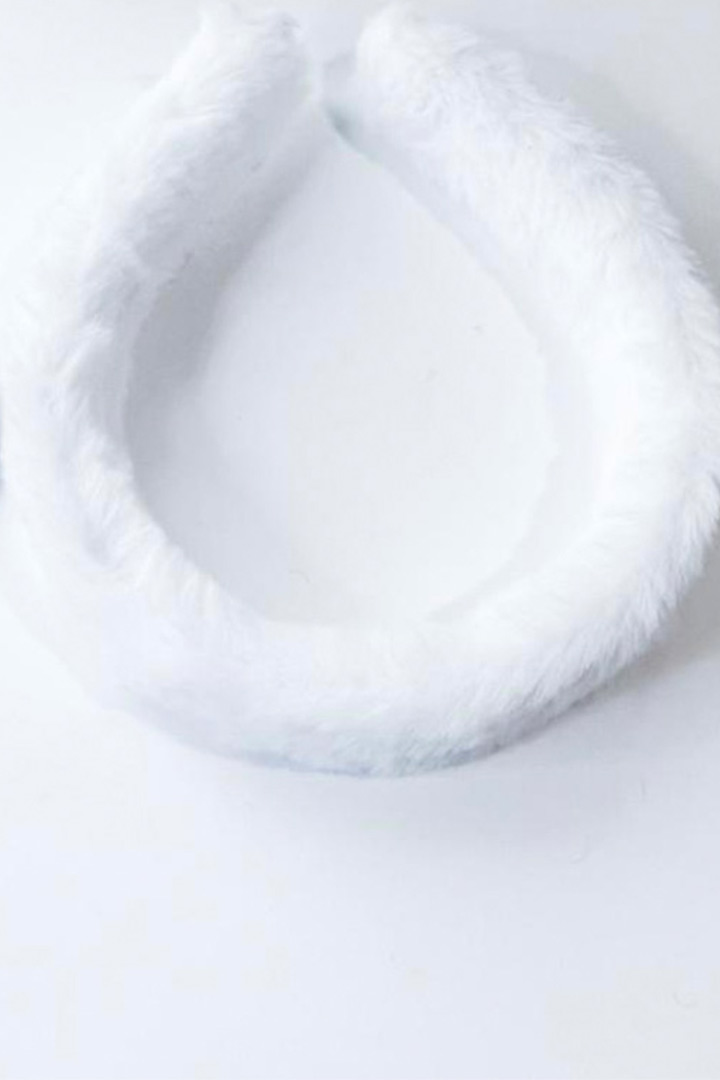 Picture of White Fuzzy Headpiece 