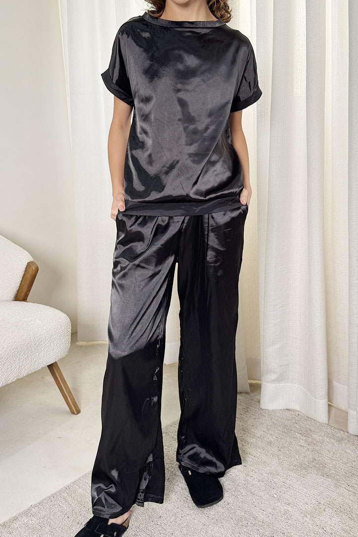 Picture of Smooth Satin Set - Black