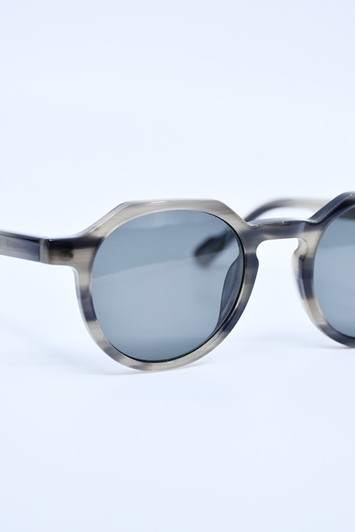 Picture of Mito - Black Turtle/Black