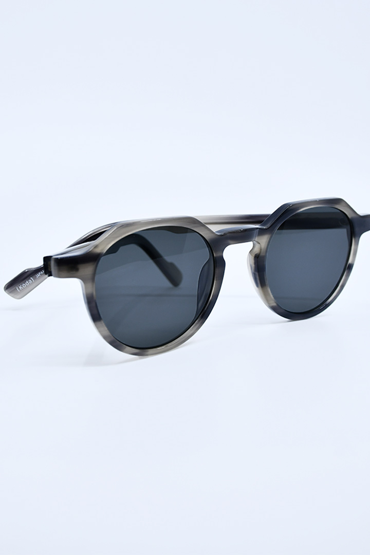 Picture of Mito - Black Turtle/Black