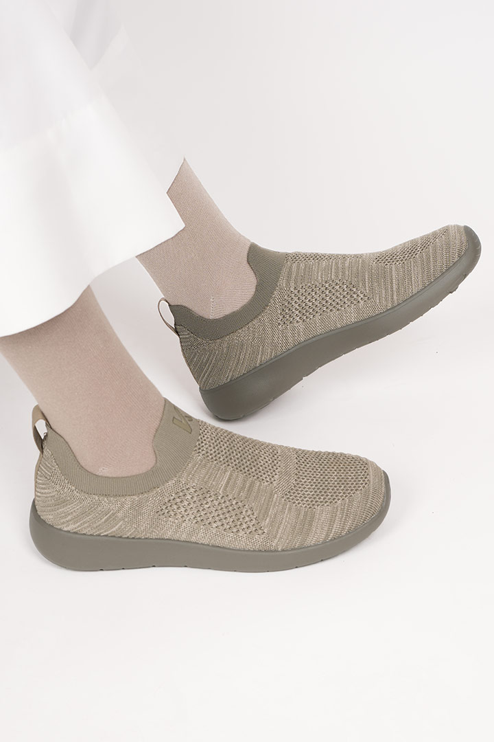 Picture of Cloud Slip On - Khaki On Khaki