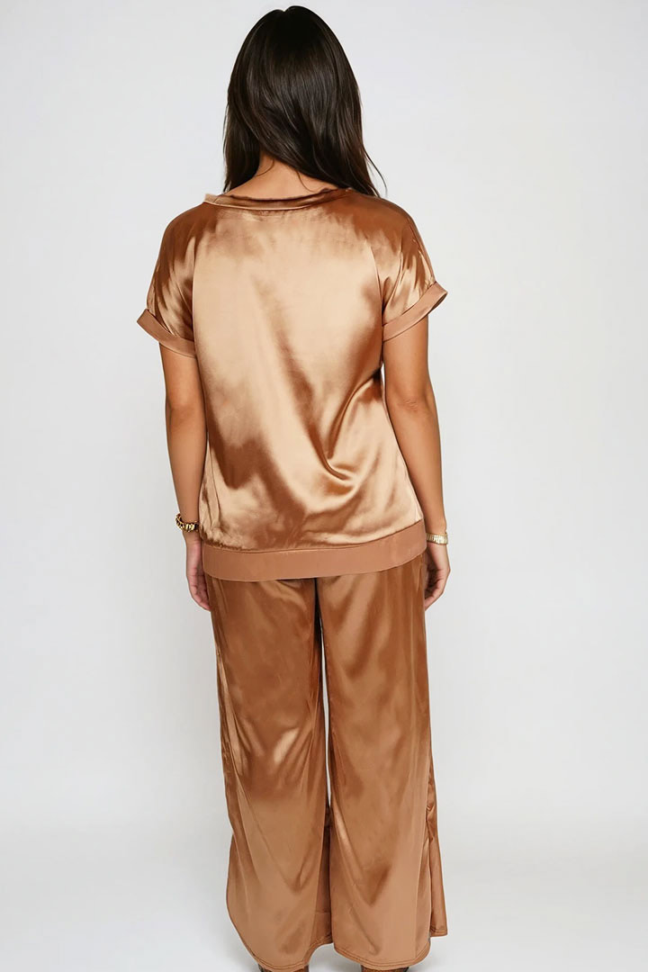 Picture of Smooth Satin Set - Caramel