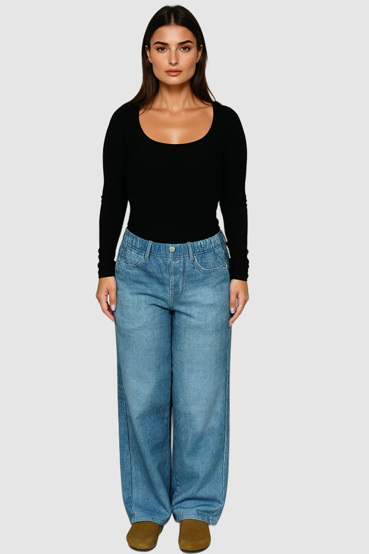 Picture of Square Theory Ribbed Tee - Black