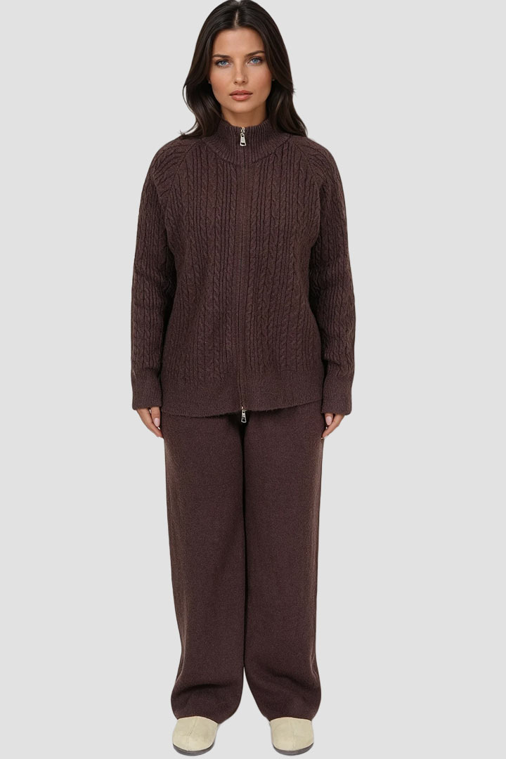 Picture of Cable Knit Set - Brown