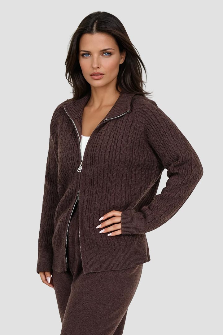 Picture of Cable Knit Set - Brown