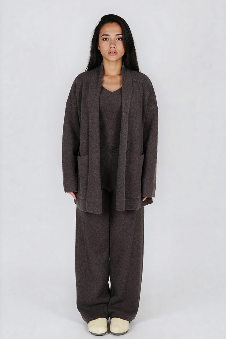 Picture of Solid 3-piece Knit Set - Brown