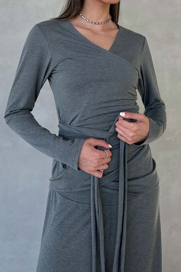 Picture of Grey Wrap Set - Grey