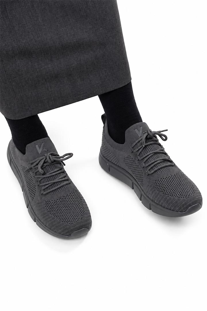 Picture of Dark Grey on Grey 