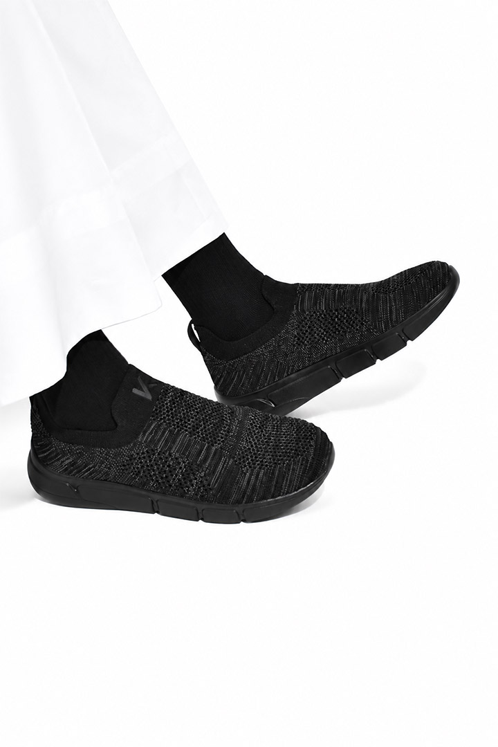 Picture of Slip on Black Glitch
