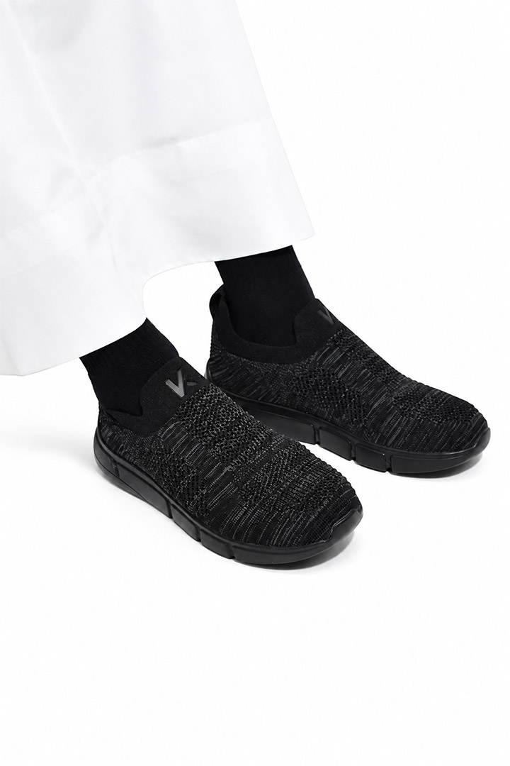 Picture of Slip on Black Glitch