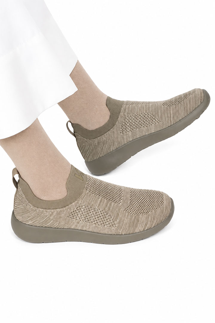 Picture of Cloud Slip On - Khaki On Khaki