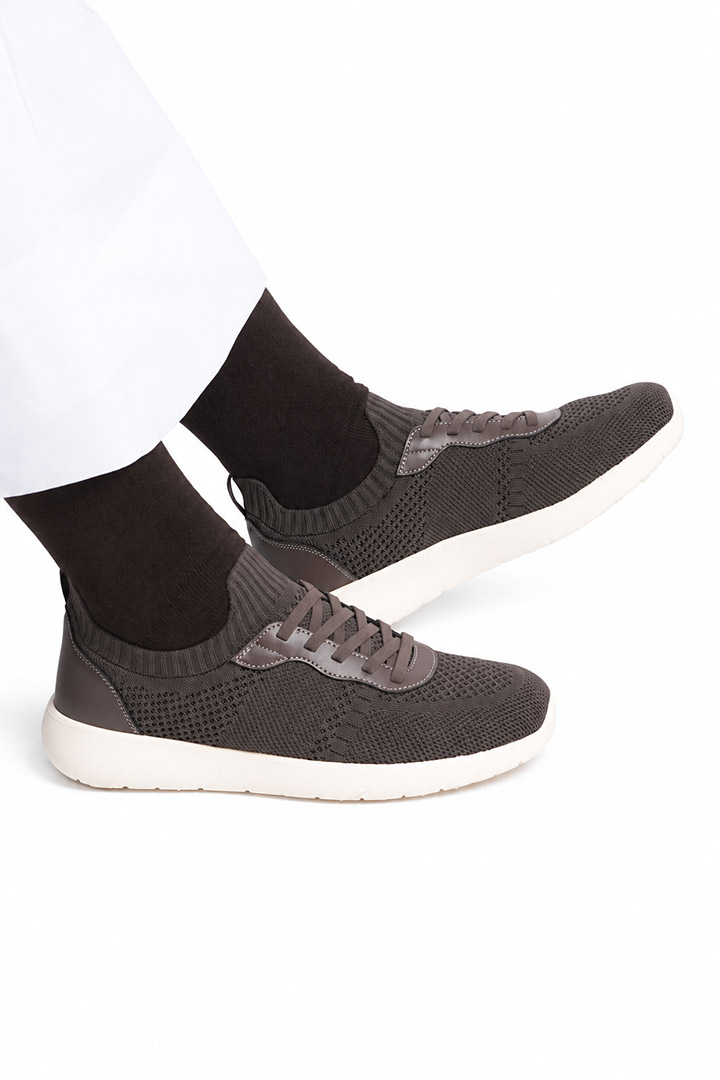 Picture of Cloud Walk - Brown Leather on Off White