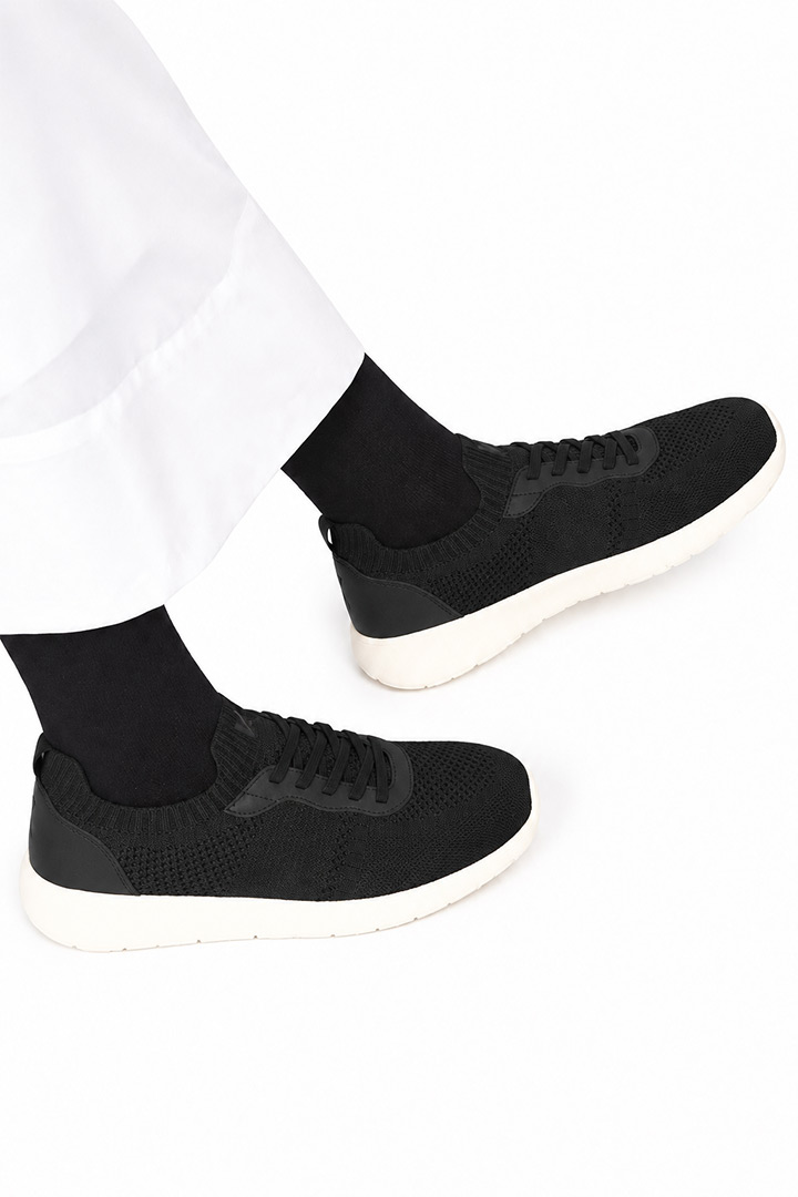 Picture of Cloud Walk - Black Leather on White